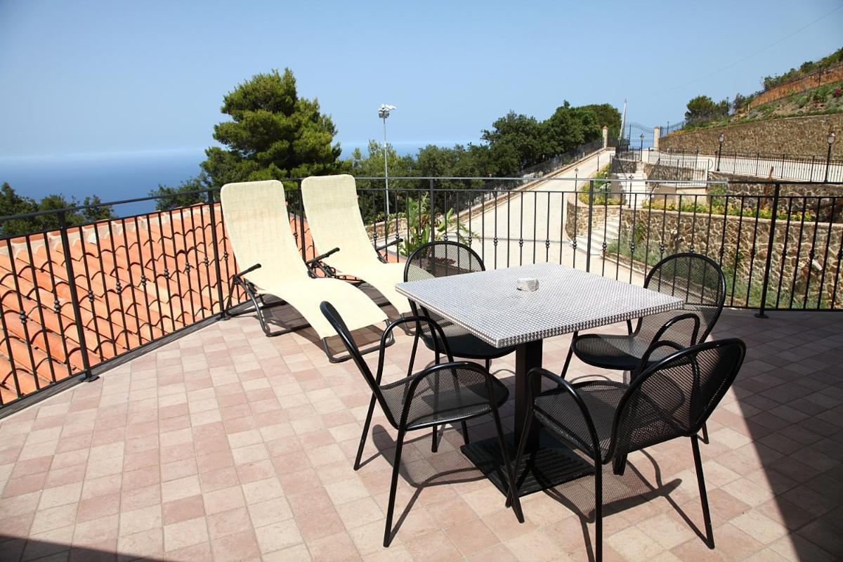 Sikelios Apartments Cefalú Exterior foto