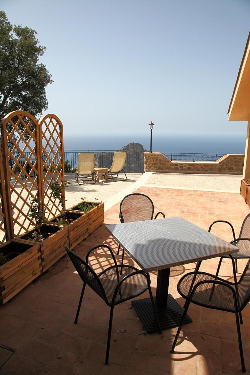 Sikelios Apartments Cefalú Exterior foto